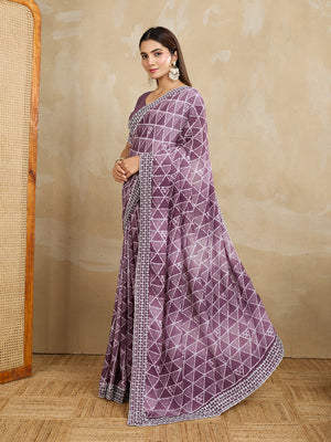Poly Georgette Geometric Printed Saree With Embroidered Border And Blouse Piece