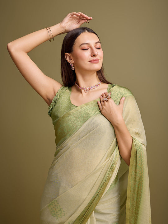 Pista Silk Blend Saree With Blouse Piece Pista Silk Blend Saree With Blouse Piece