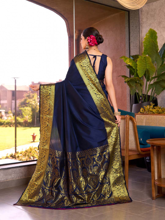 Blue Silk Saree With Blouse Piece Blue Silk Saree With Blouse Piece