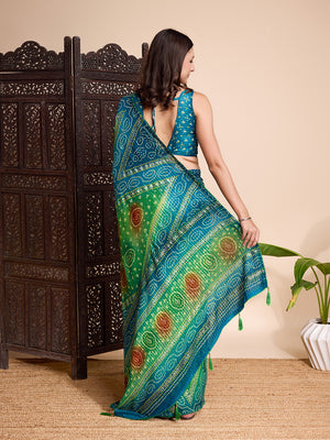 Green Weightless Poly Chiffon Saree With Blouse Piece