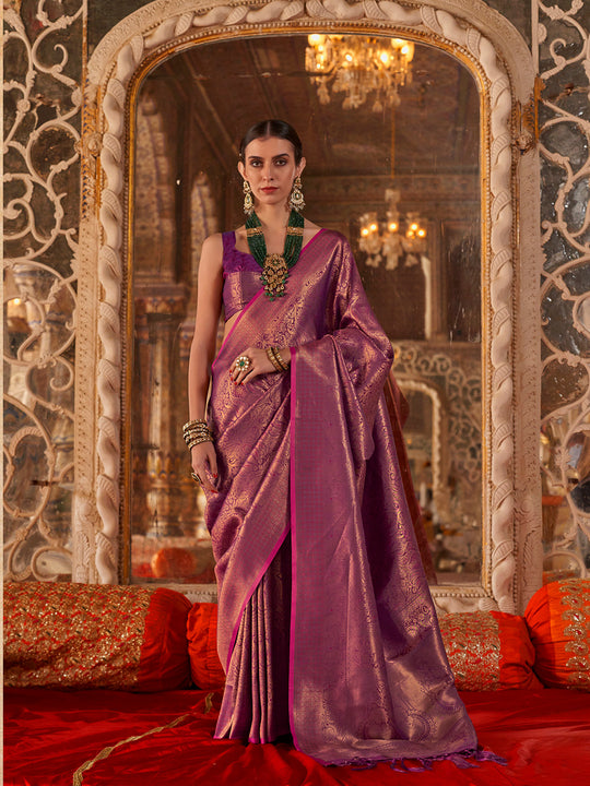 Wine Handloom Weaving Silk Saree With Blouse Piece Wine Handloom Weaving Silk Saree With Blouse Piece