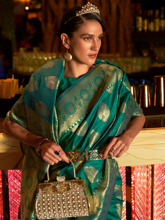 Green Art Silk Saree With Blouse Piece Green Art Silk Saree With Blouse Piece