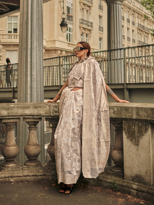 Cream Organza Chickankari Saree With Blouse Piece Cream Organza Chickankari Saree With Blouse Piece