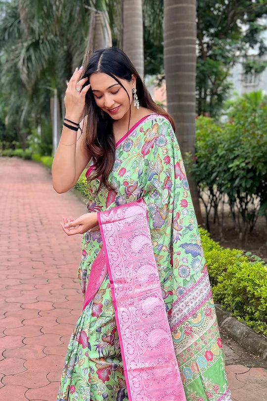 Green Tusser Silk Saree with Green Blouse Piece Green Tusser Silk Saree with Green Blouse Piece