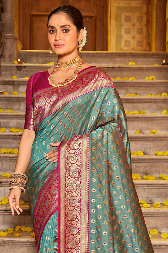 Dark Green Banarasi Silk Saree With Blouse Piece Dark Green Banarasi Silk Saree With Blouse Piece