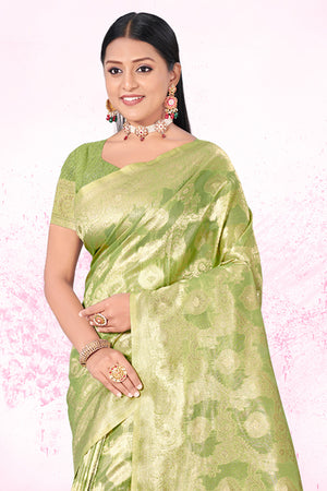 Green Cotton Saree With Blouse Piece
