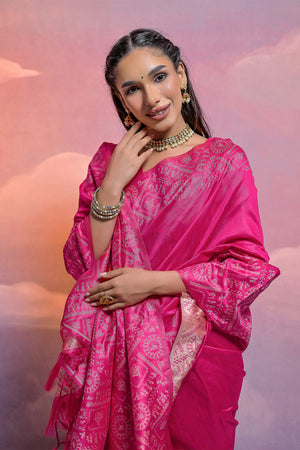 Pink Silk Blend Saree With Blouse Piece