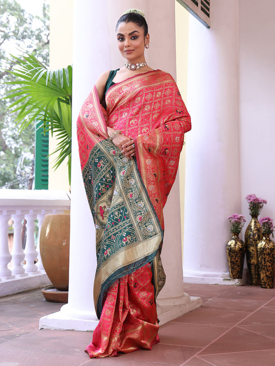 Pink Patola Silk Blend Woven Design Zari Saree With Blouse Piece Pink Patola Silk Blend Woven Design Zari Saree With Blouse Piece
