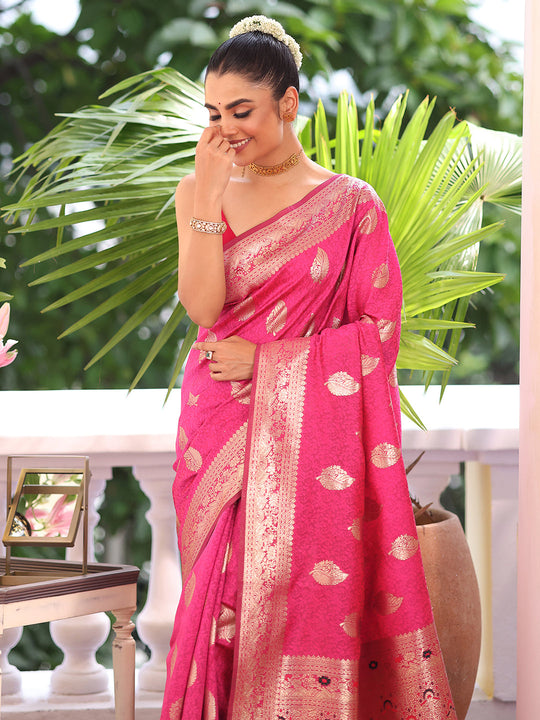 Pink Kanjeevaram Silk Blend Woven Design Zari Saree With Blouse Piece Pink Kanjeevaram Silk Blend Woven Design Zari Saree With Blouse Piece