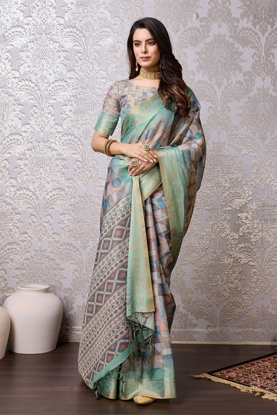 Green Silk Saree With Blouse Piece Green Silk Saree With Blouse Piece
