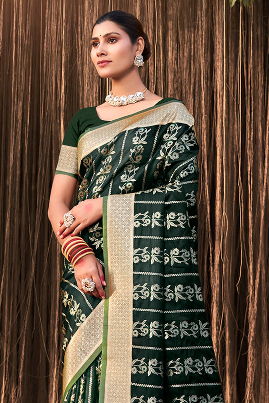 Green Stain Silk Saree With Blouse Piece Green Stain Silk Saree With Blouse Piece
