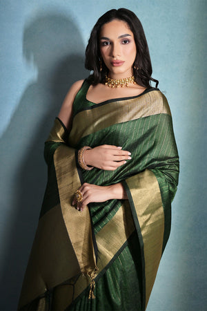 Green Silk Blend Saree With Blouse Piece