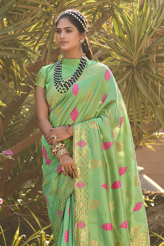 Charmuse Green Banarasi Saree Charmuse Green Banarasi Saree