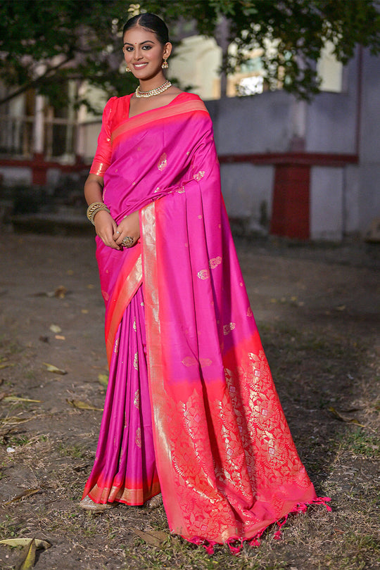 Purple Silk Blend Saree With Blouse Piece Purple Silk Blend Saree With Blouse Piece
