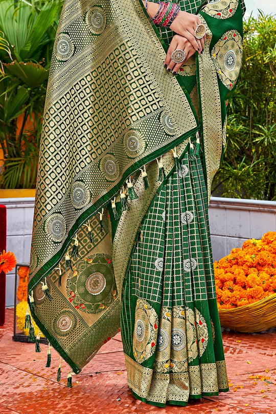 Pine Green Kanjivaram Saree Pine Green Kanjivaram Saree