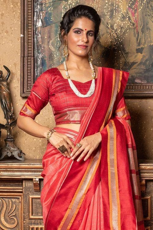 Imperial Red Banarasi Raw Silk Saree Imperial Red Banarasi Raw Silk Saree