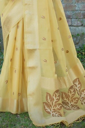 linen saree online