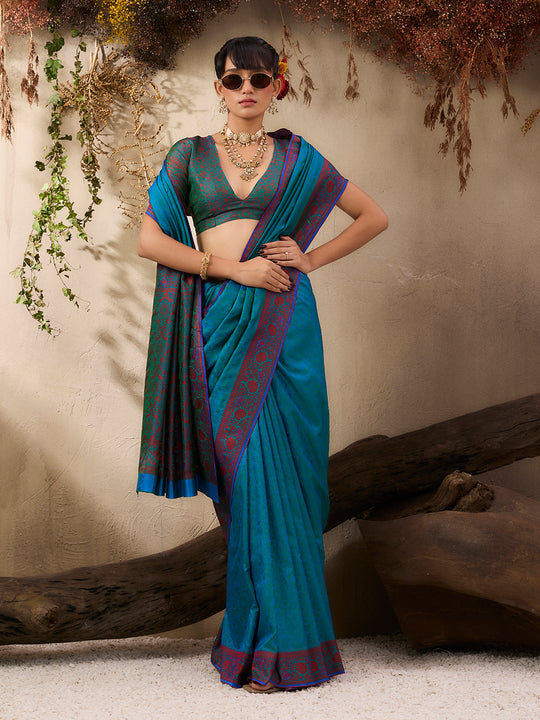 Blue Pure Kanjivaram Weaving Silk Saree With Blouse Piece