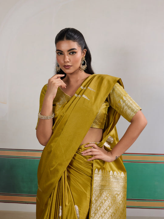 Yellow Pure Satin Handloom Weaving Saree With Blouse Piece