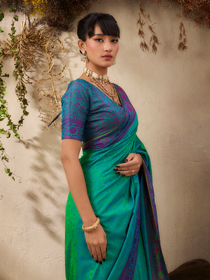 Rama Pure Kanjivaram Weaving Silk Saree With Blouse Piece