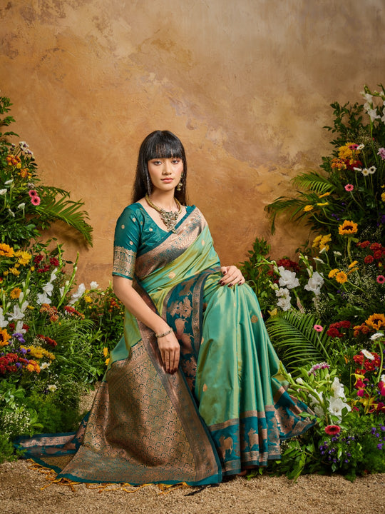 Green Pure Silk Handloom Weaving Saree With Blouse Piece