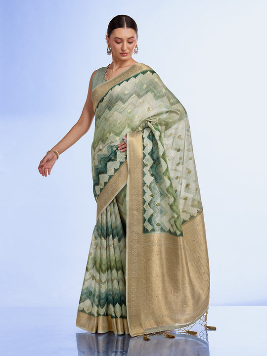 Green Cotton Blend Saree With Blouse Piece