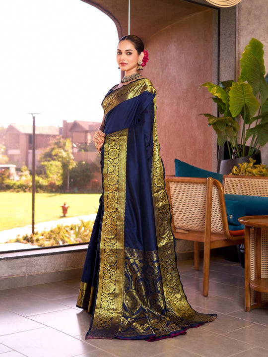 Blue Silk Saree With Blouse Piece
