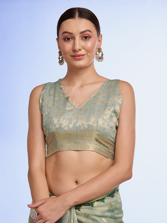 Green Cotton Blend Saree With Blouse Piece