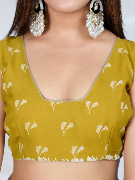 Poly Georgette Geometric Print Saree With Embroidery And Scaloping Work With Unstitched Blouse Piece