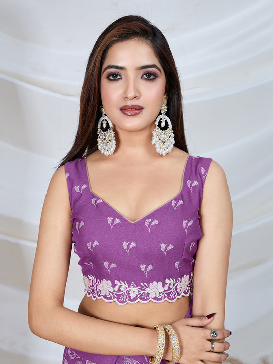 Poly Georgette Geometric Print Saree With Embroidery And Scaloping Work With Unstitched Blouse Piece