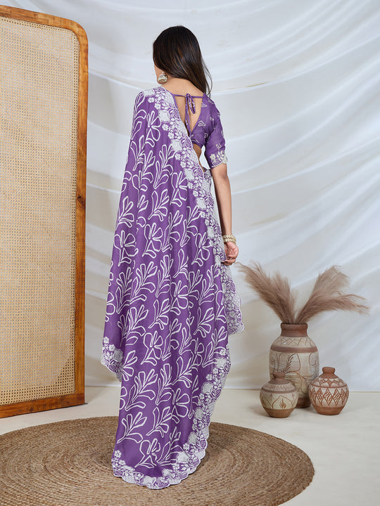 Poly Georgette Geometric Print Saree With Embroidery And Scaloping Work With Unstitched Blouse Piece