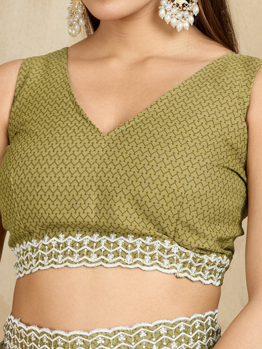 Poly Georgette Geometric Printed Saree With Embroidered Border And Blouse Piece