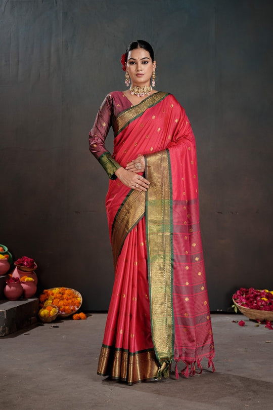 Soft Silk Chitt Palu With Contrast Blouse Weaving Saree