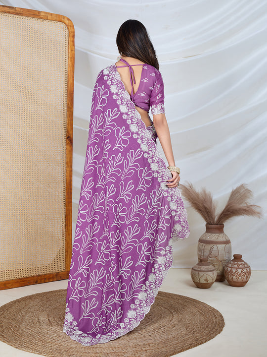Poly Georgette Geometric Print Saree With Embroidery And Scaloping Work With Unstitched Blouse Piece