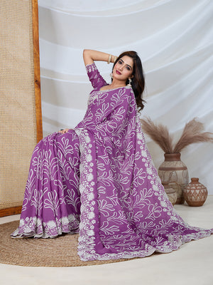 Poly Georgette Geometric Print Saree With Embroidery And Scaloping Work With Unstitched Blouse Piece