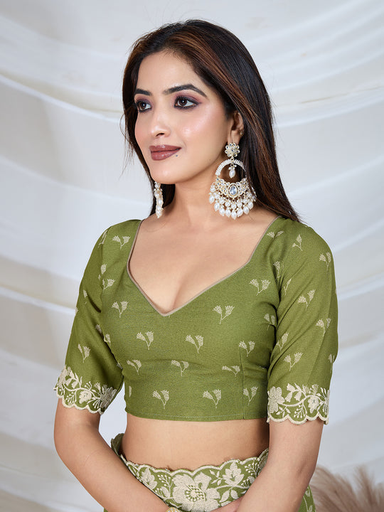 Poly Georgette Geometric Print Saree With Embroidery And Scaloping Work With Unstitched Blouse Piece