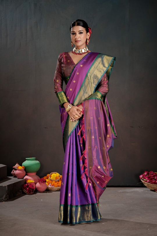 Soft Silk Chitt Palu With Contrast Blouse Weaving Saree
