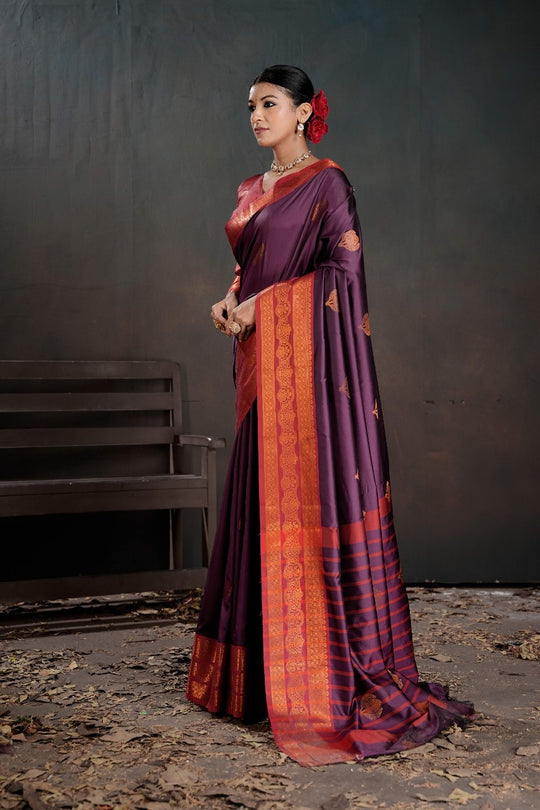 Soft Silk Chitt Palu With Contrast Blouse Weaving Saree