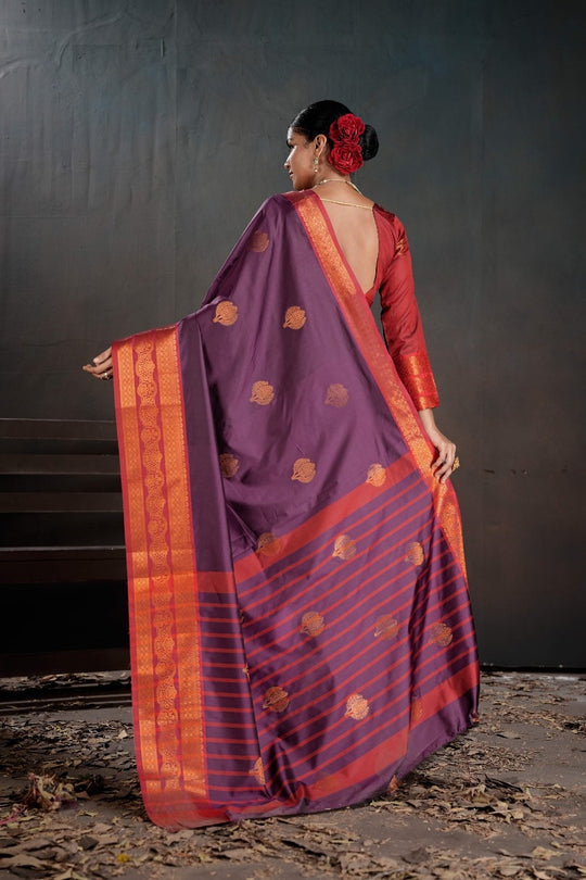 Soft Silk Chitt Palu With Contrast Blouse Weaving Saree