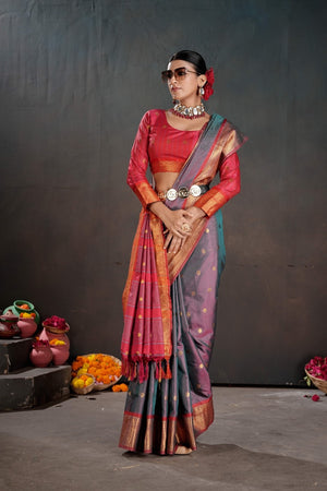 Soft Silk Chitt Palu With Contrast Blouse Weaving Saree