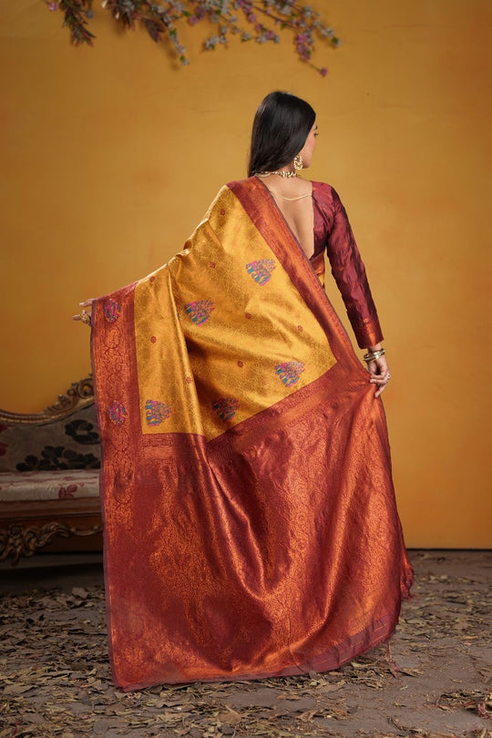 Kanjeevaram Silk Rich Palu With Contrast Blouse Weaving Silk Saree