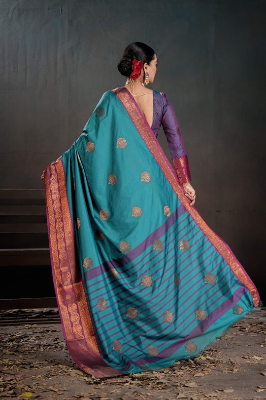 Soft Silk Chitt Palu With Contrast Blouse Weaving Saree