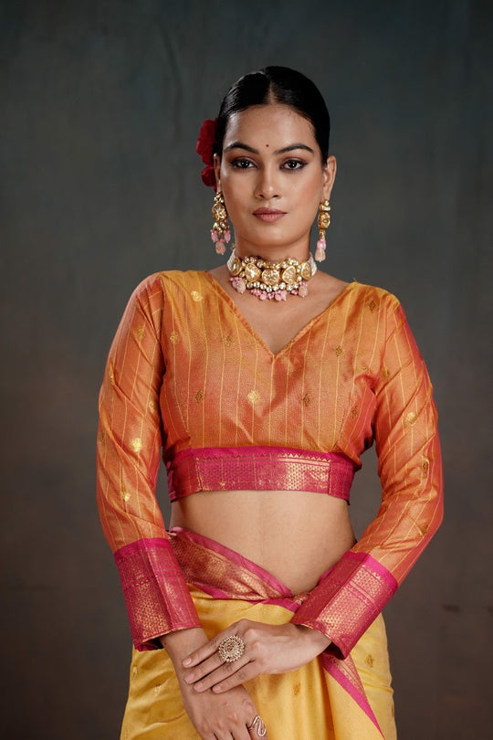 Soft Silk Chitt Palu With Contrast Blouse Weaving Saree