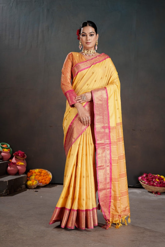 Soft Silk Chitt Palu With Contrast Blouse Weaving Saree
