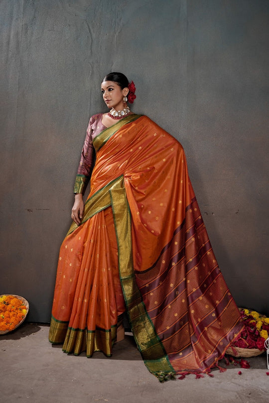 Soft Silk Chitt Palu With Contrast Blouse Weaving Saree