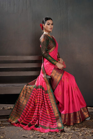 Soft Silk Chitt Palu With Contrast Blouse Weaving Saree