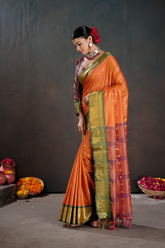 Soft Silk Chitt Palu With Contrast Blouse Weaving Saree