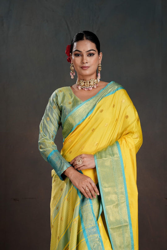 Soft Silk Chitt Palu With Contrast Blouse Weaving Saree