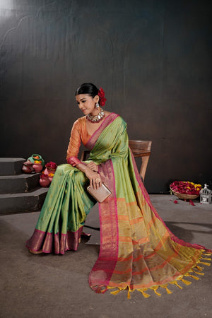 Soft Silk Chitt Palu With Contrast Blouse Weaving Saree