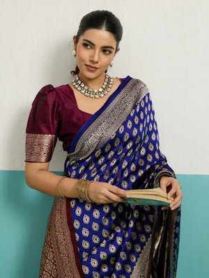 Running Contrast Blouse With Sleeve Patta Banarasi Silk Saree